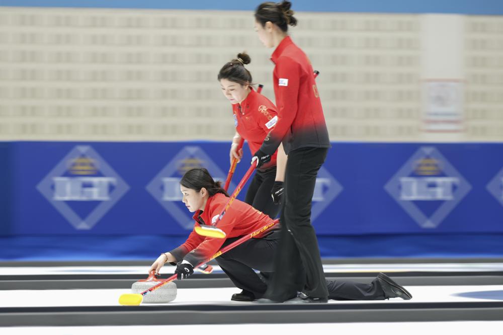 BBC：沙特仍有兴趣签下萨拉赫，球员在利物浦已连续两场替补